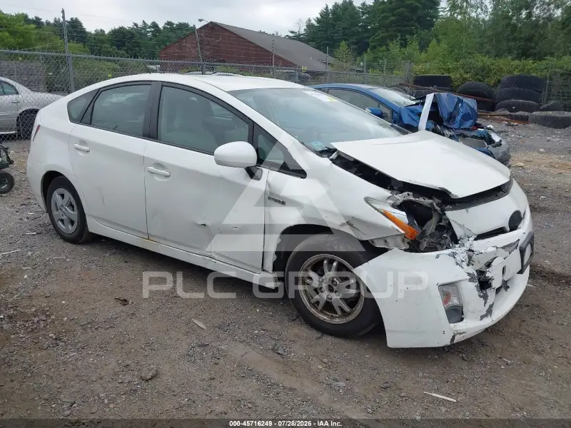 2011 Toyota PRIUS фото