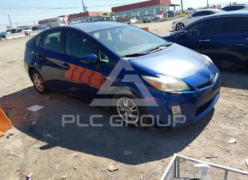 2011 Toyota PRIUS photo