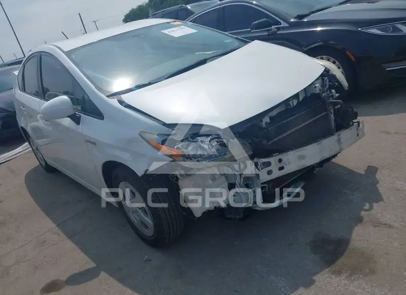 2011 Toyota PRIUS фото