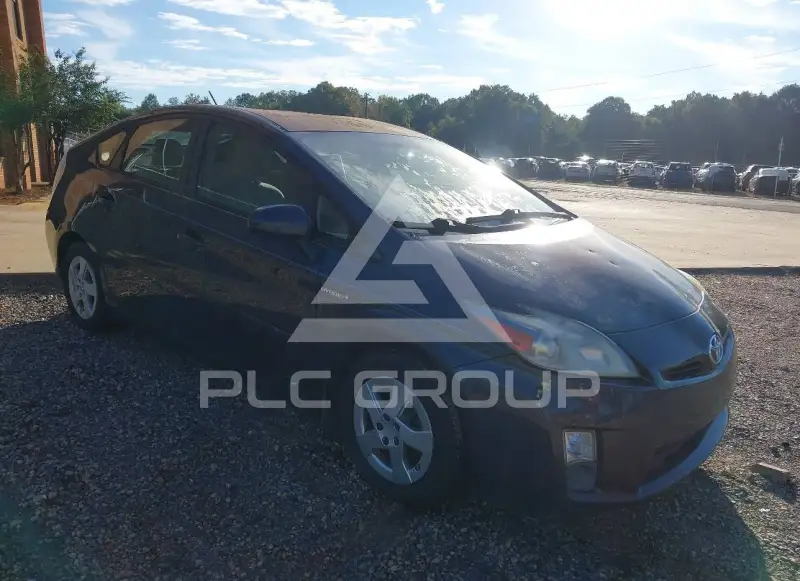 2011 Toyota PRIUS фото