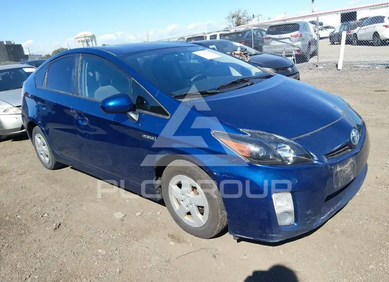2011 Toyota PRIUS photo