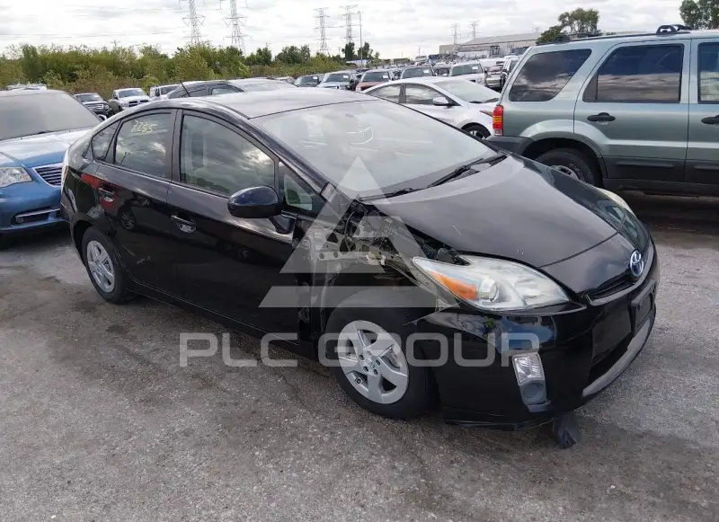 2011 Toyota PRIUS фото