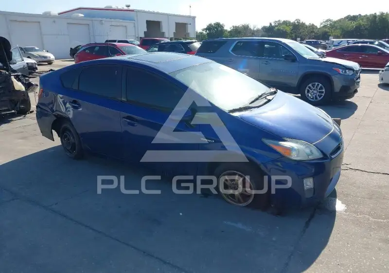 2011 Toyota PRIUS фото