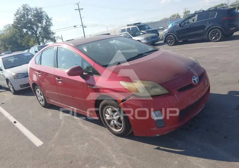 2011 Toyota PRIUS фото
