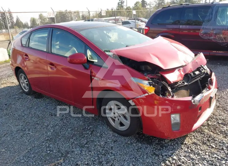 2011 Toyota PRIUS фото