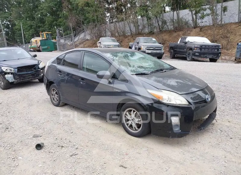 2011 Toyota PRIUS фото