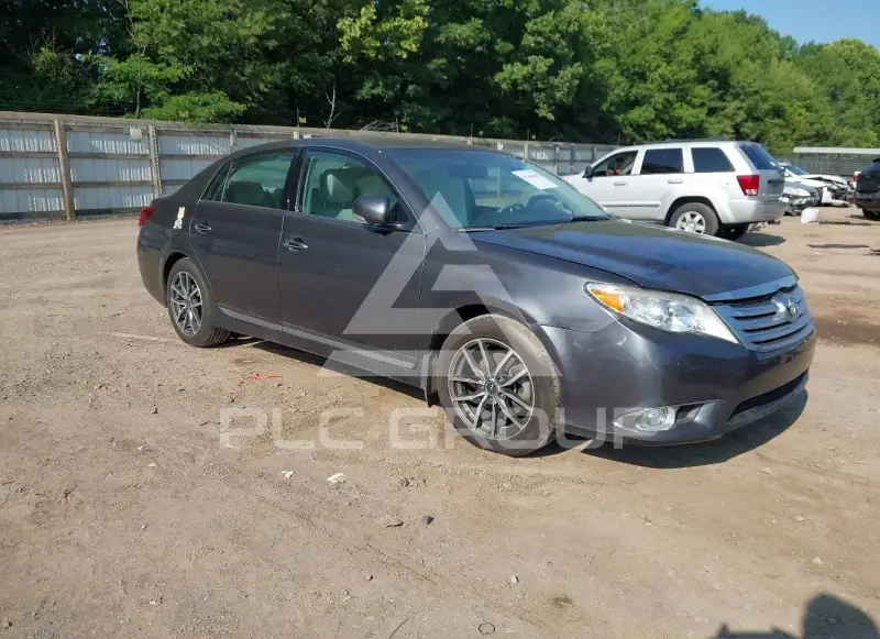 2011 Toyota AVALON фото