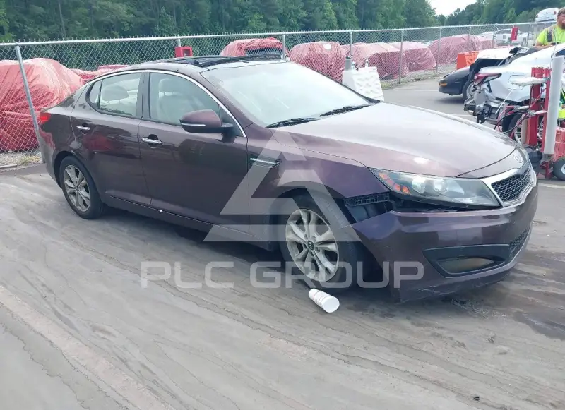 2011 KIA Optima photo