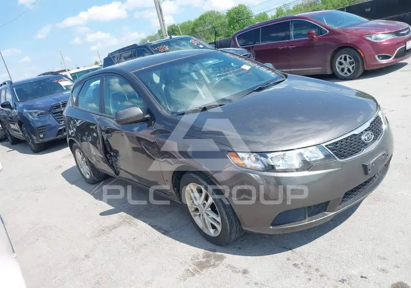 2011 KIA Forte photo