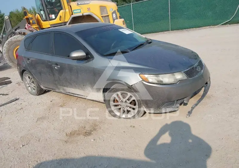 2011 KIA Forte фото