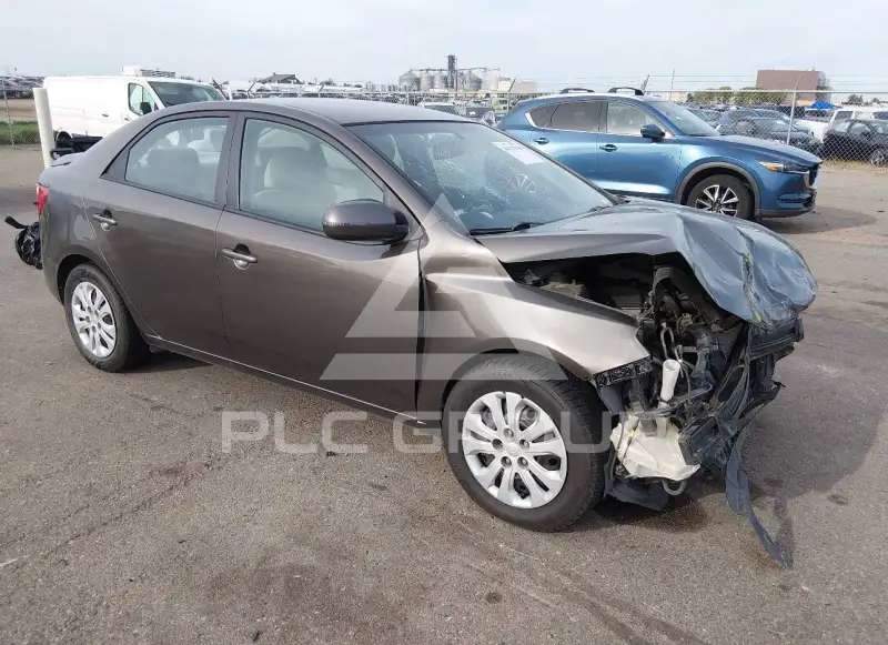 2011 KIA Forte фото