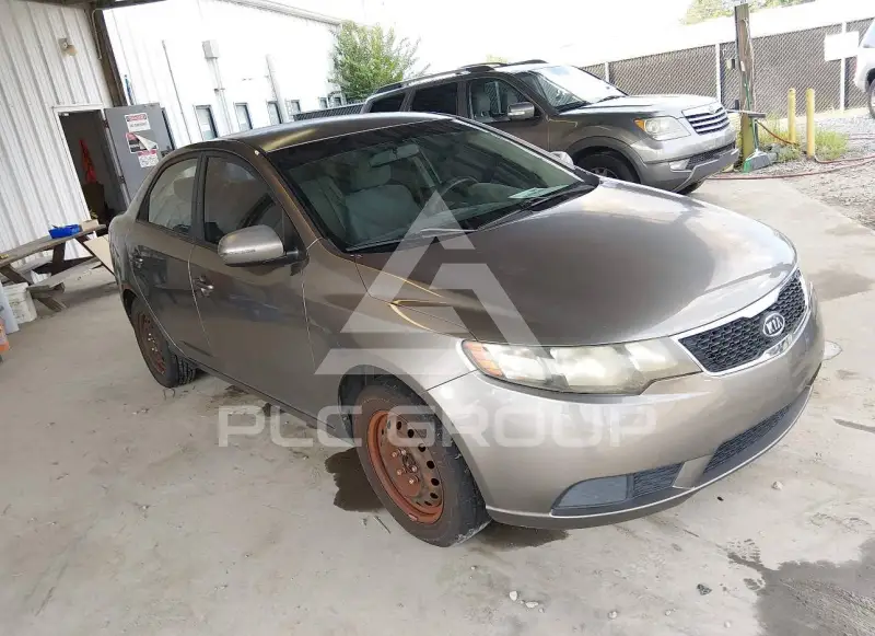 2011 KIA Forte фото