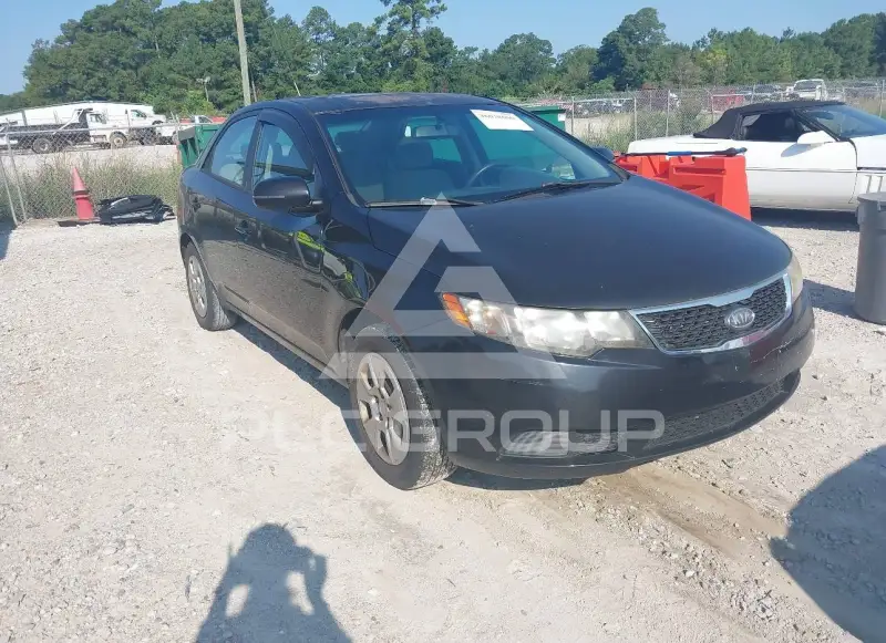 2011 KIA Forte photo