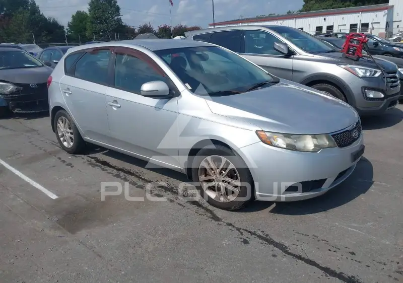 2011 KIA Forte фото