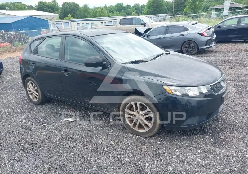 2011 KIA Forte фото