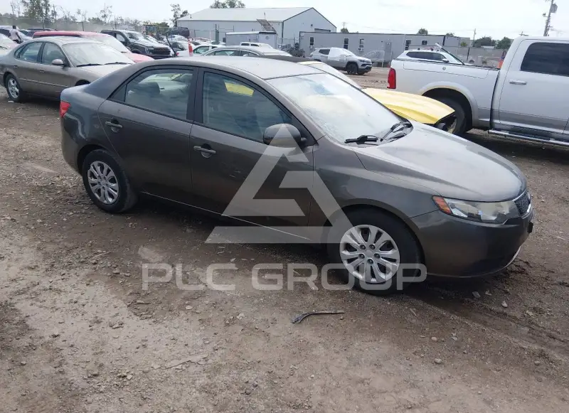 2011 KIA Forte photo