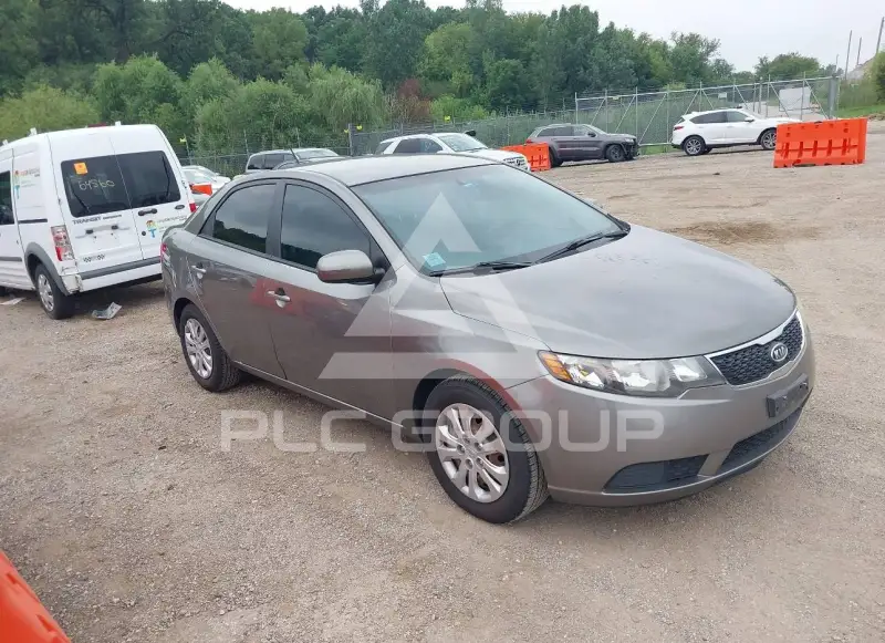 2011 KIA Forte фото