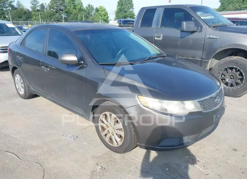 2011 KIA Forte photo