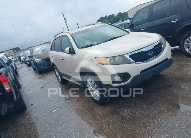 2011 KIA Sorento photo