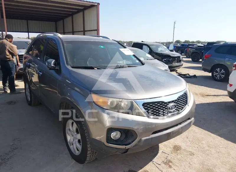 2011 KIA Sorento photo