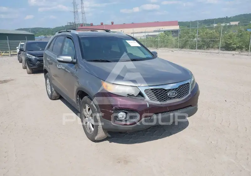 2011 KIA Sorento photo