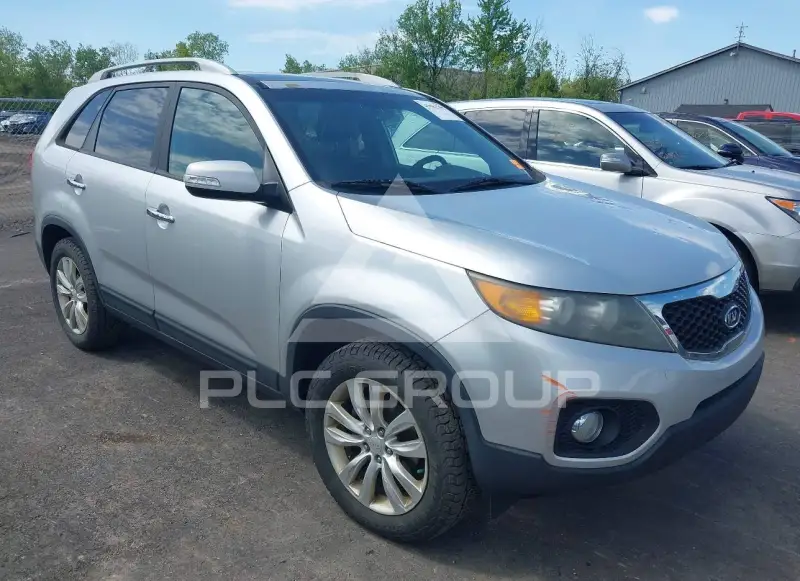 2011 KIA Sorento photo