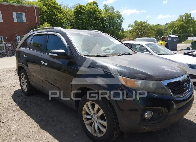 2011 KIA Sorento photo