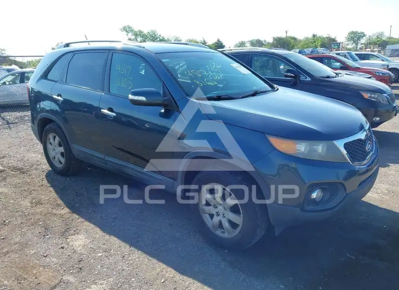 2011 KIA Sorento photo