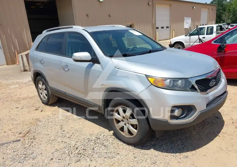 2011 KIA Sorento photo