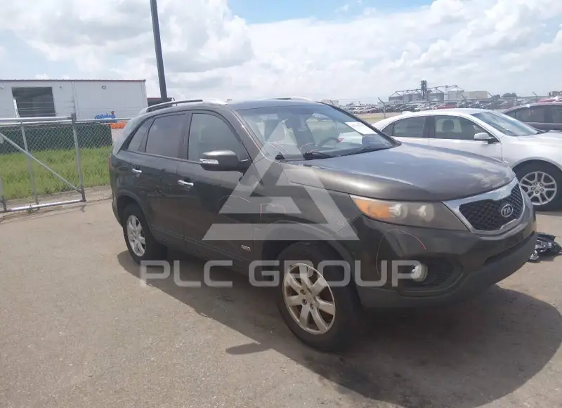 2011 KIA Sorento photo