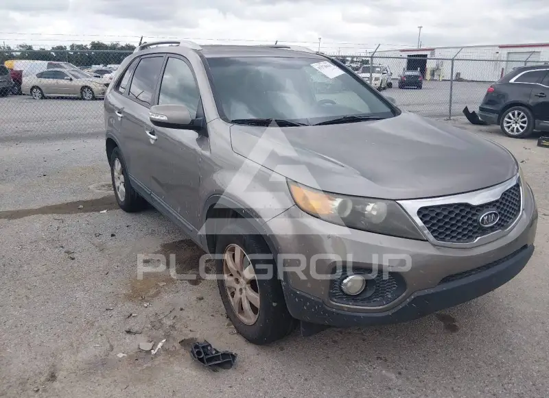 2011 KIA Sorento photo