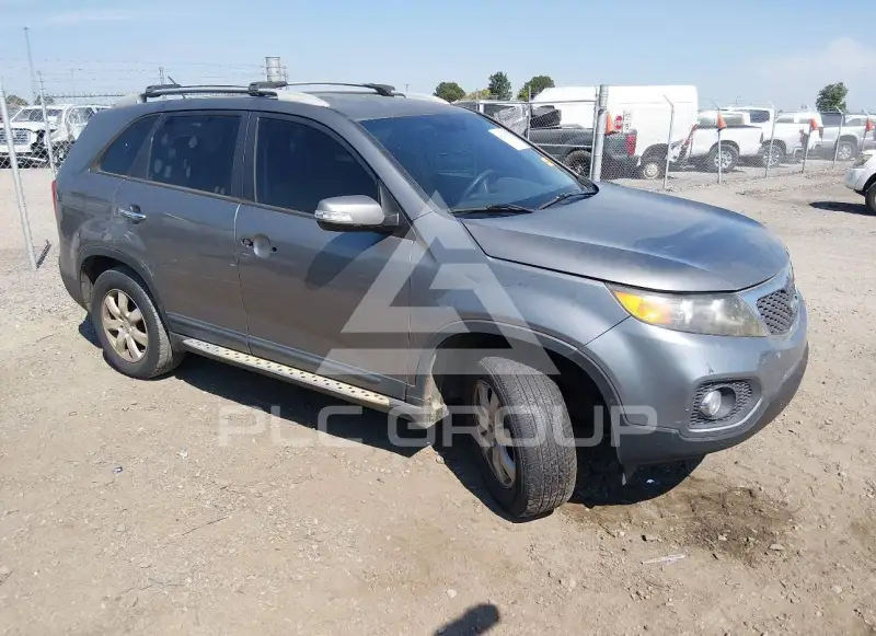 2011 KIA Sorento photo