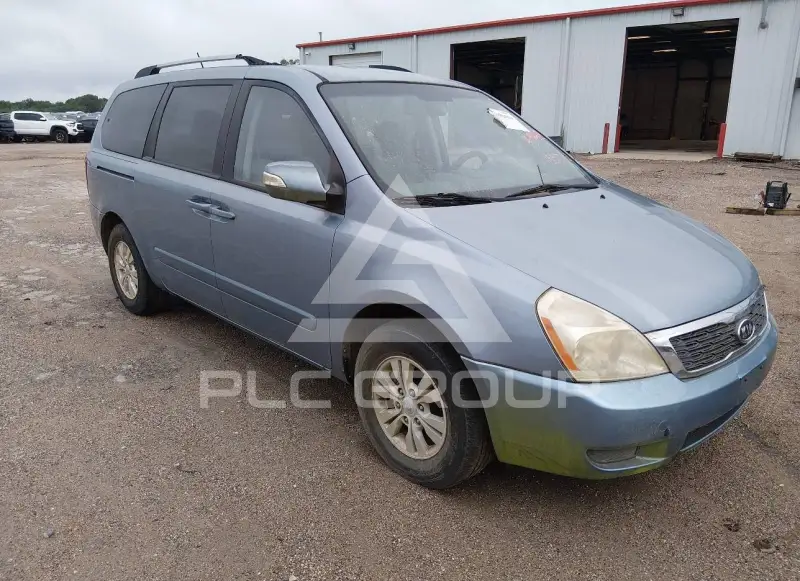 2011 KIA Sedona фото