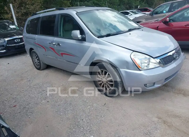 2011 KIA Sedona фото