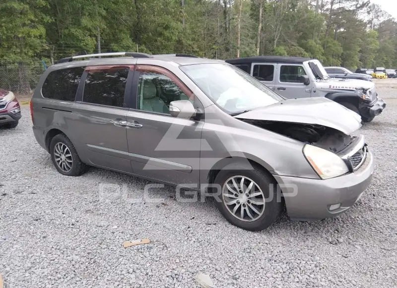 2011 KIA Sedona фото