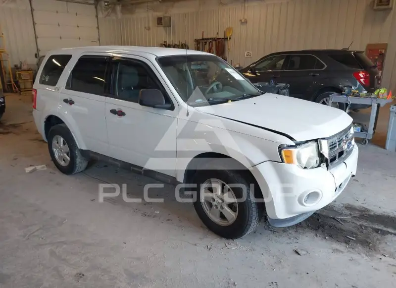2011 Ford ESCAPE photo
