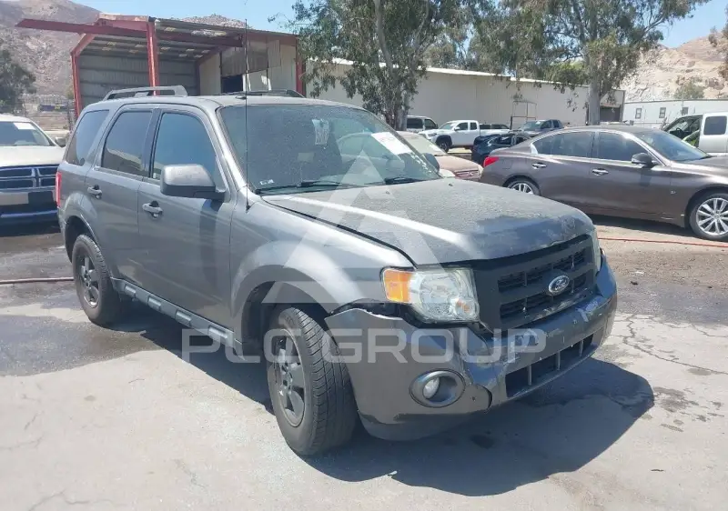 2011 Ford ESCAPE photo
