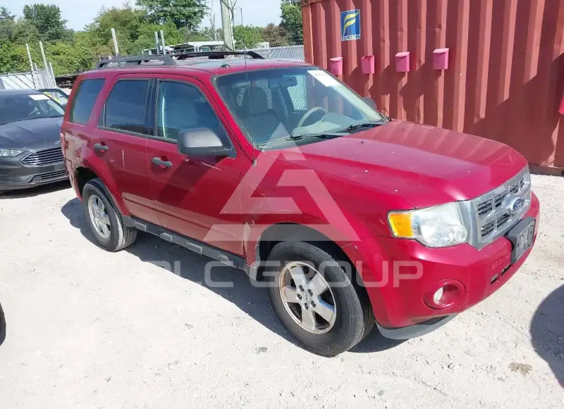 2011 Ford ESCAPE photo