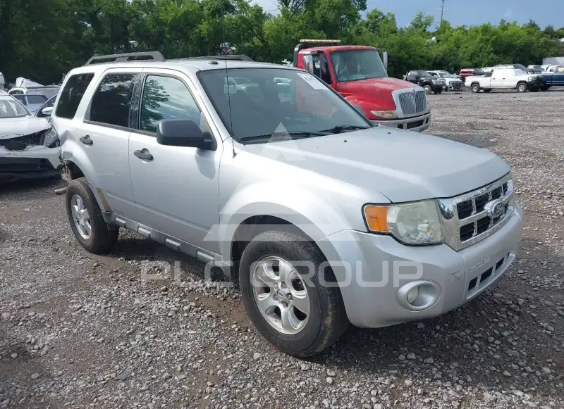 2011 Ford ESCAPE photo