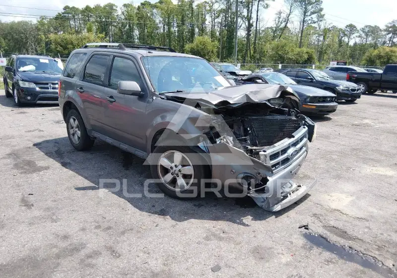 2011 Ford ESCAPE photo