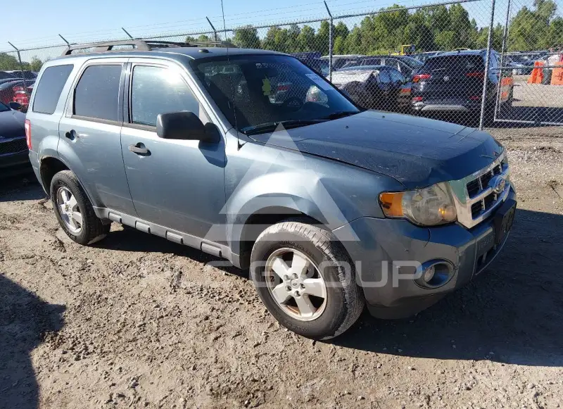 2011 Ford ESCAPE photo