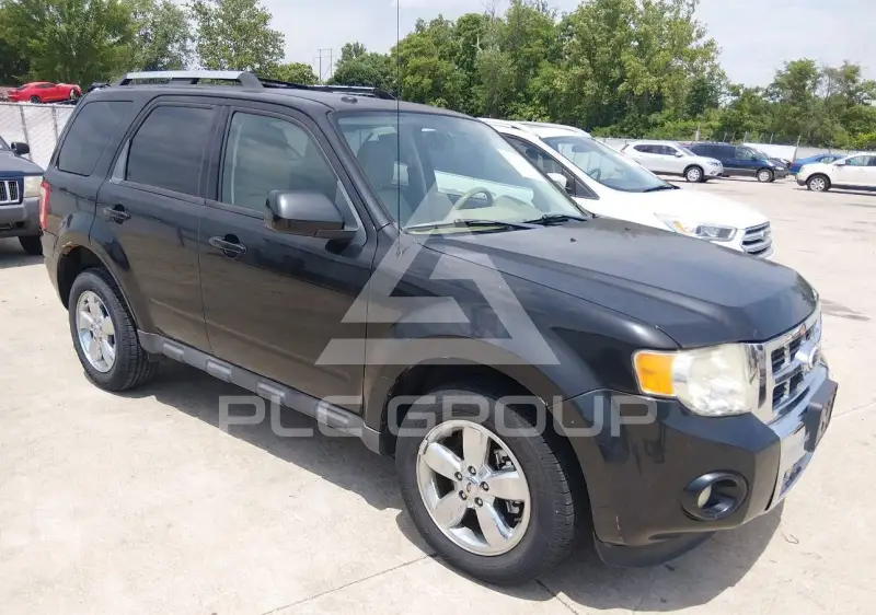 2011 Ford ESCAPE photo