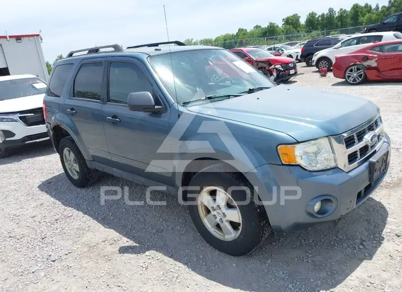 2011 Ford ESCAPE photo