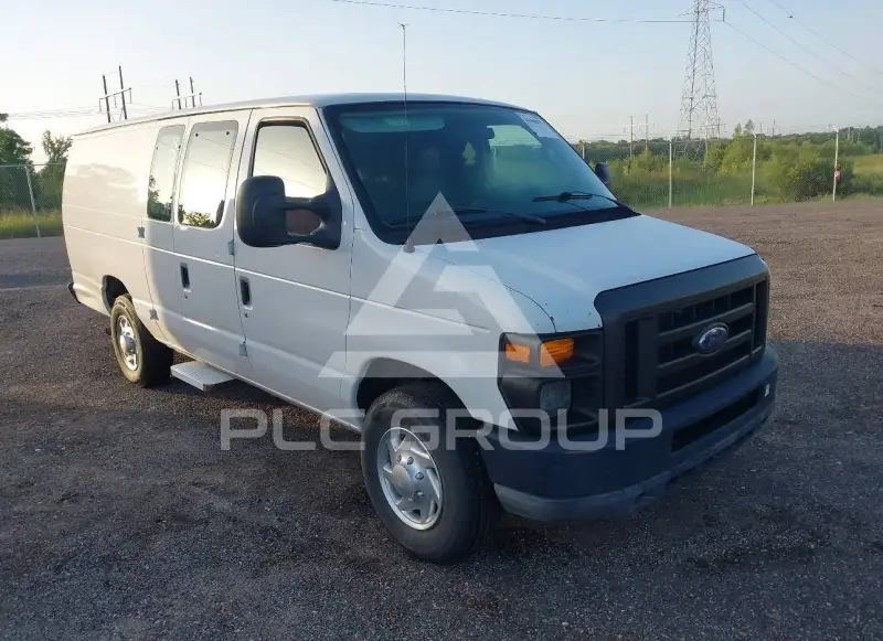 2011 Ford E-350 фото