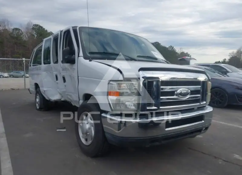 2011 Ford E-350 photo
