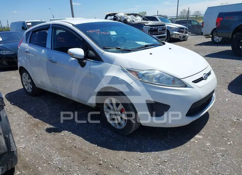 2011 Ford FIESTA фото