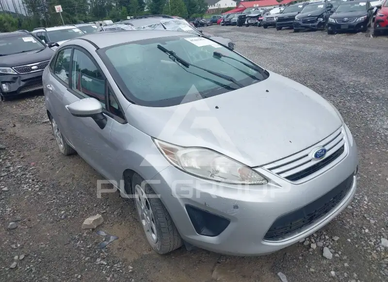 2011 Ford FIESTA фото