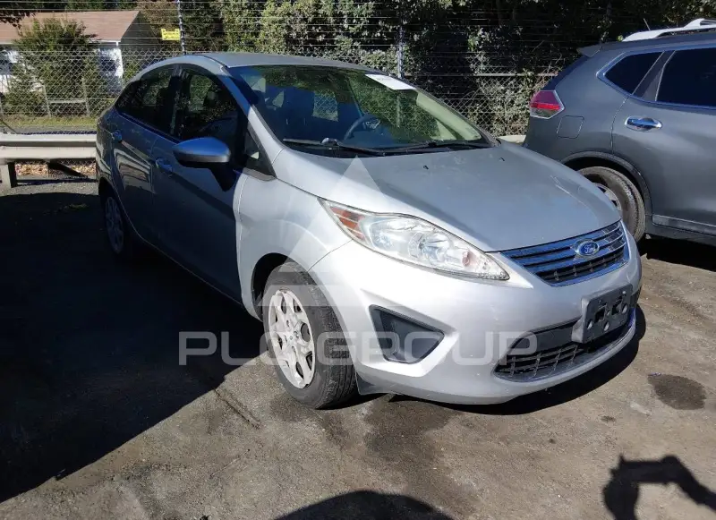 2011 Ford FIESTA фото