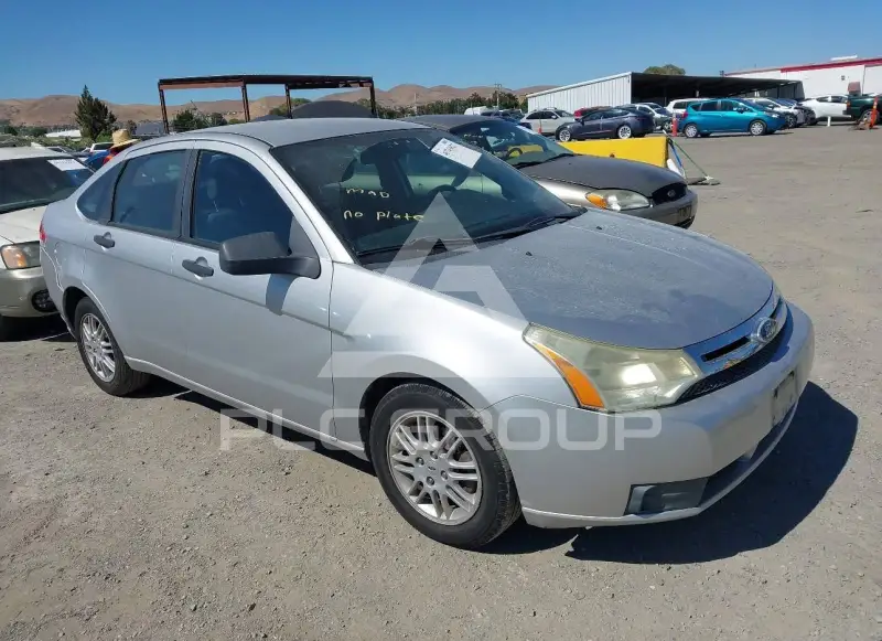 2011 Ford FOCUS photo