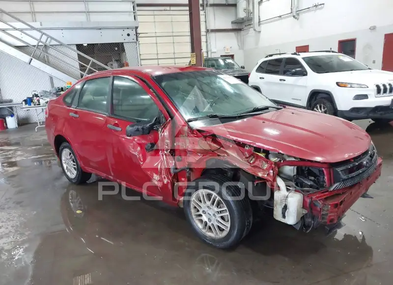 2011 Ford FOCUS photo